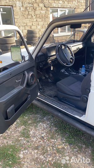 LADA 4x4 (Нива) 1.7 МТ, 2000, 250 000 км