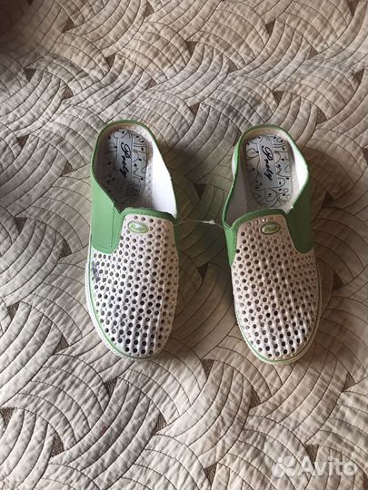 Шлепки женские 38 р