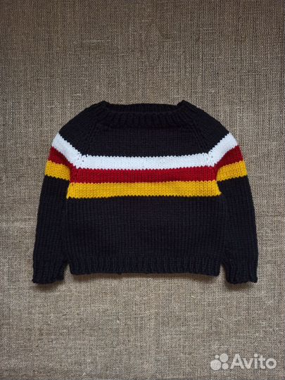 Вязаный свитер детский