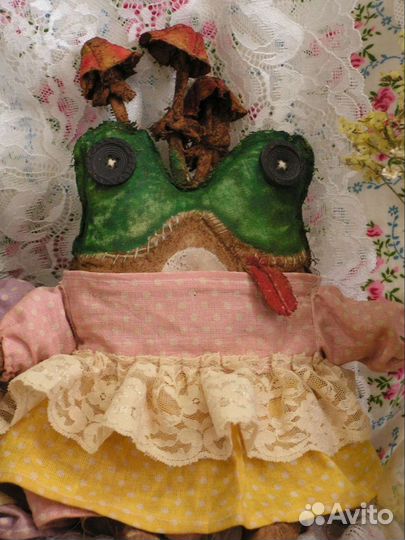 Авторская игрушка лягушка