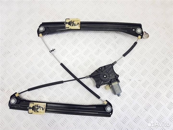 Стеклоподъемник передний правый Volkswagen Tiguan