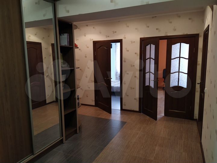 2-к. квартира, 56 м², 4/8 эт.