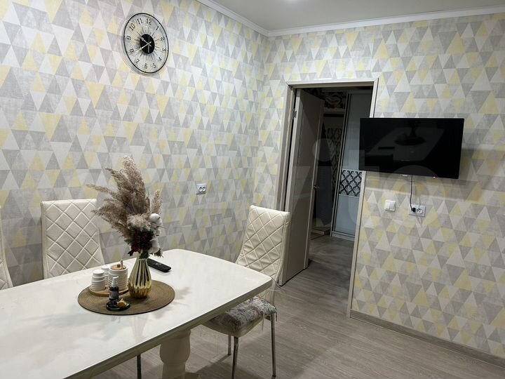 1-к. квартира, 52,2 м², 1/5 эт.