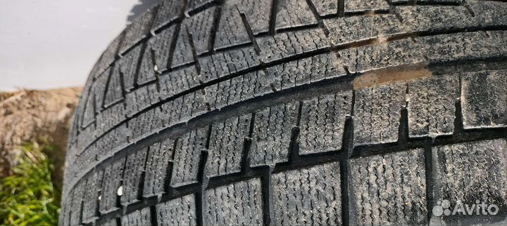 Bridgestone Blizzak Ice 225/50 R17