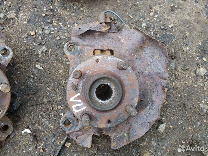 Ступицы передние hyundai accent 2004 года