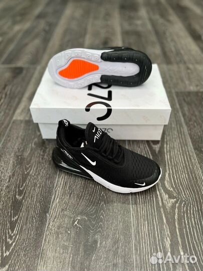 Кроссовки nike AIR max