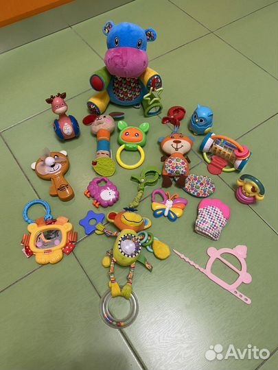 Пакет развивающих игрушек от 0 до 1 года