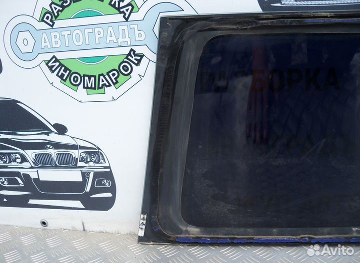 Стекло кузовное правое глухое Honda HR-V 3D 1999г