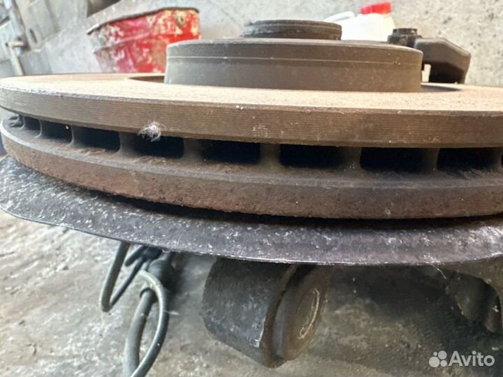 Ступица передняя левая Audi A6 C7 cduc 2012