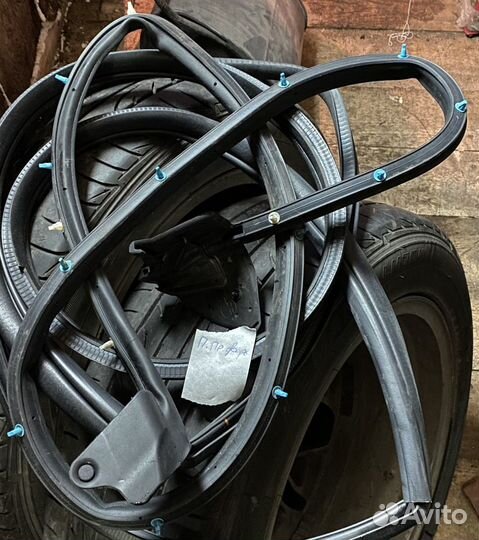 Уплотнители дверей Subaru Legacy Outback B13 BL BP