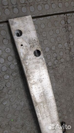 Усилитель бампера передний Nissan Note E11