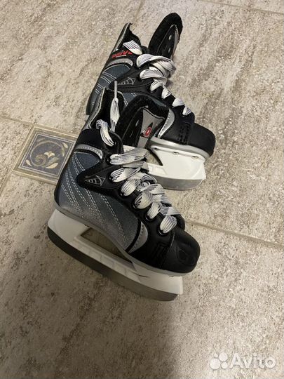 Коньки хоккейные для мальчиков