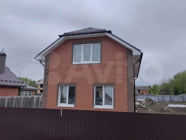 Коттедж 140 м² на участке 8 сот.