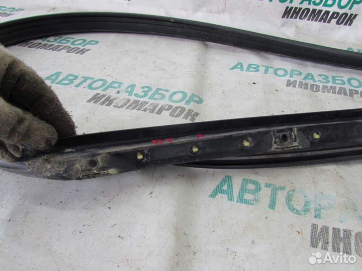 Уплотнитель для Mazda BT-50 2006-2012г