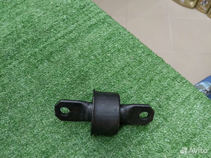 Сайлентблок заднего рычага Mazda 3 (2003-2009г)