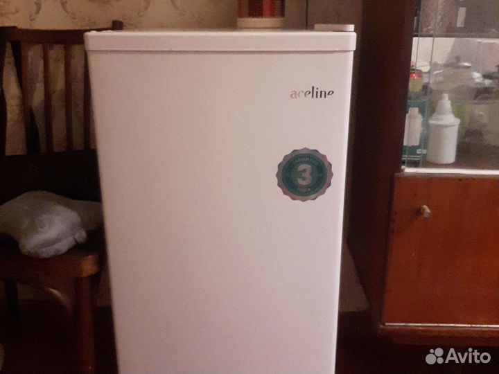 Минихолодильник с морозильной бу