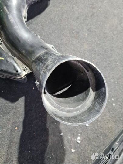 Воздухозаборник Nissan Juke F15 1.6 DDT 2011