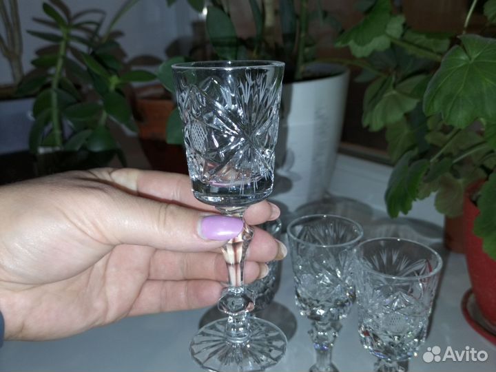 Хрустальные рюмки на ножке СССР 4 шт