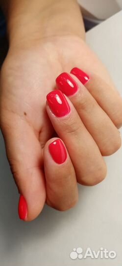 Маникюр педикюр