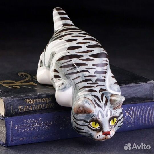 Статуэтка фарфоровая 'Кот Барсик серый', 20 см