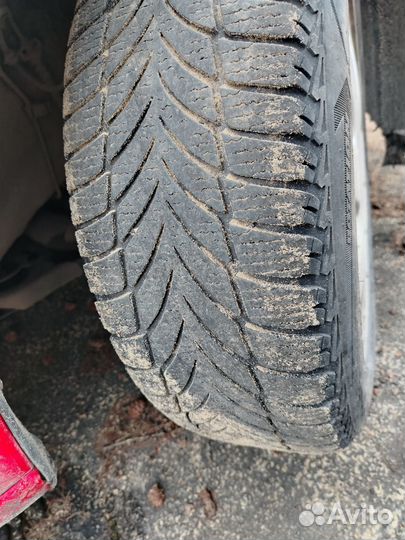 Goodyear UltraGrip Ice 2 185/60 R15