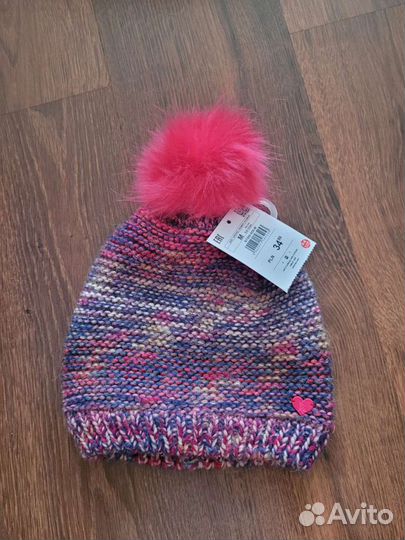 Шапка для девочки новая