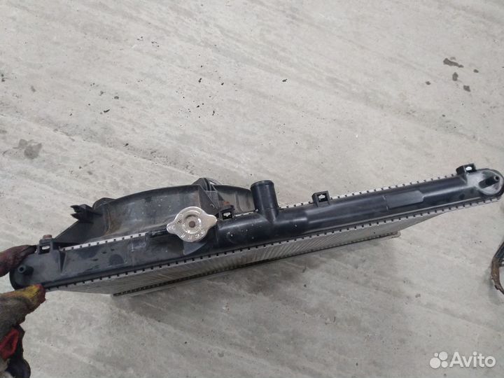 Радиатор Honda Accord Rover