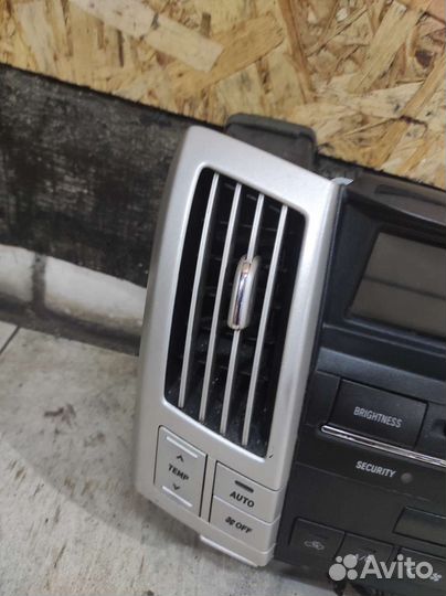 Блок управления климатом Lexus RX350 2007 год