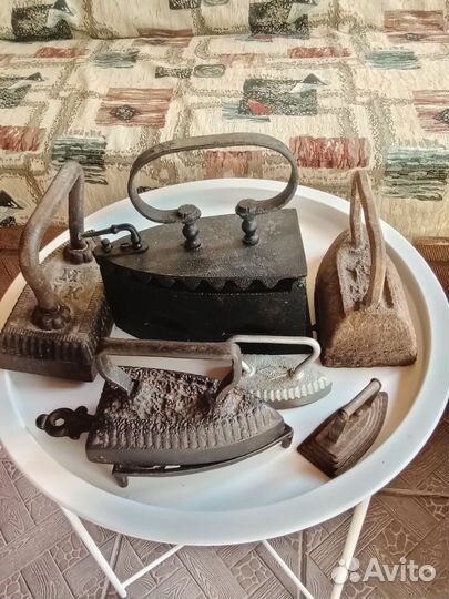 Утюг старинный