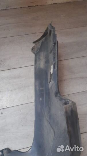 Бампер задний под парктроники Land Rover Discovery