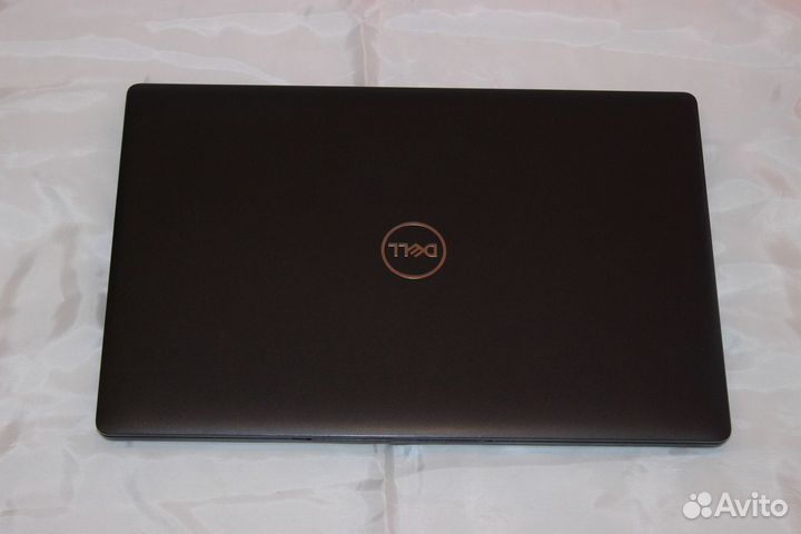 Luxury Dell i5-8350/ 16GB/ 14