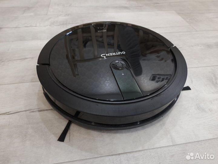 Робот пылесос