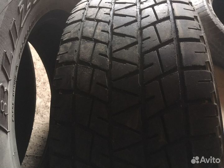 Bridgestone blizzak dm-v1 265/65R17