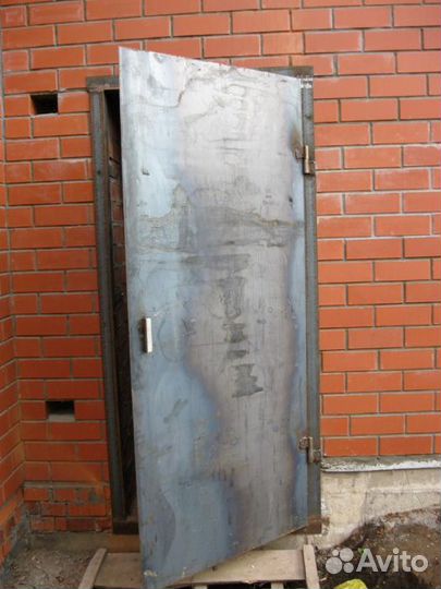 Дверь сварная металлическая