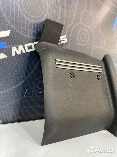 Декоративная накладка двигателя Audi Allroad C5