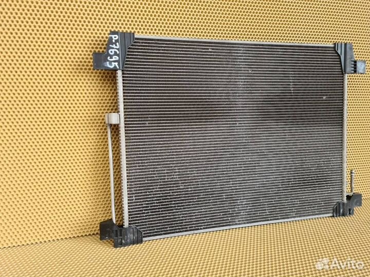 Радиатор кондиционера передний Infiniti M Q70 Y51