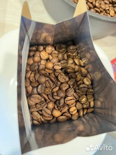 Свежеобжаренный кофе в зернах. Арабика 100%