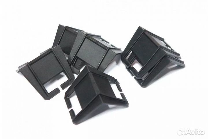 Уголок пластиковый защитный 50 мм 06000014