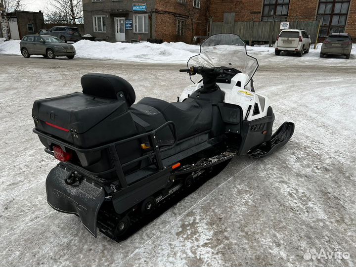 Продам снегоход stels