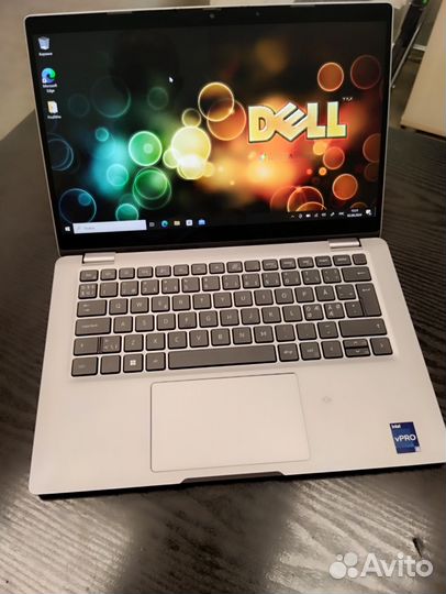 Dell Latitude 5330 2-в-1 i5-1245U/512/16 IPS