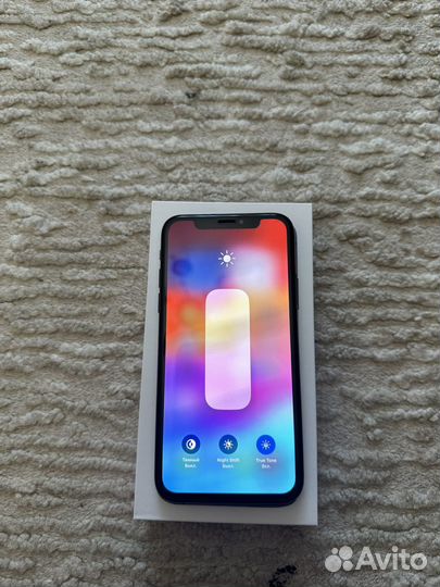 iPhone Xs, 64 ГБ