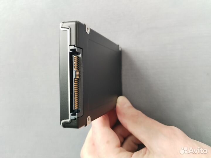 Твердотельный накопитель SSD 3.84Tb 2.5