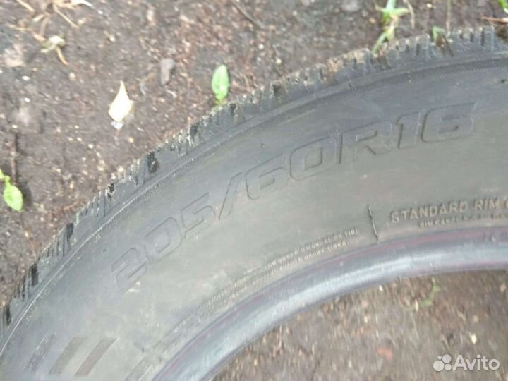 Acustica Challenger 205/60 R16