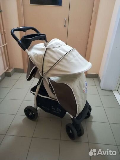 Прогулочная коляска