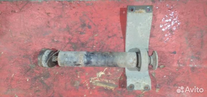 Нива 2131 вал карданный средний с подвесным деф