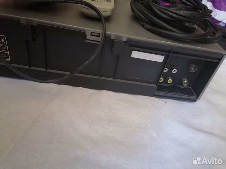 Видеомагнитофон Lg