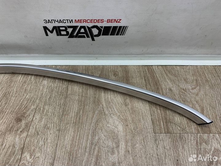 Молдинг крыши левый Mercedes W212 E 212