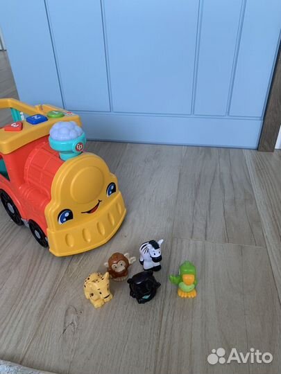 Fisher price поезд