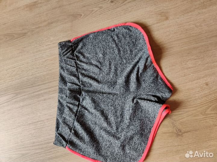 Шорты спортивные женские