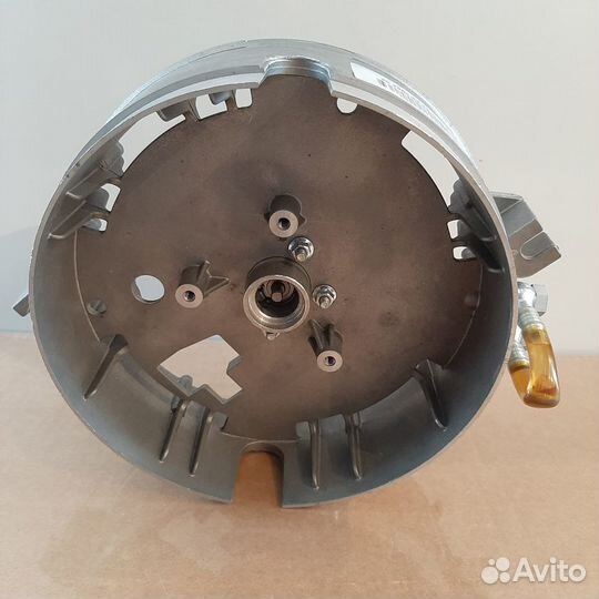 Топливный насос Eberspaher Hydronic L30 24v